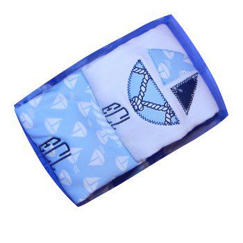 https://www.monogramcottage.com/images/homepage-pictures/3MBurpBibSet2-BlueSailboat.jpg.small